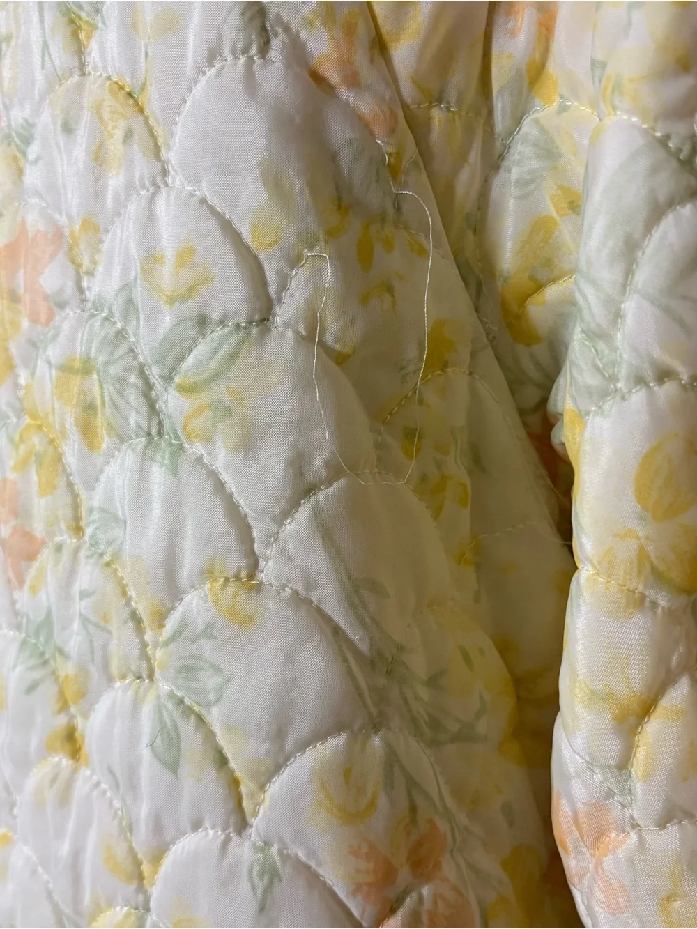 Vintage 50s Barbizon Floral Satin Lace Trim Quilted Robe Housecoat